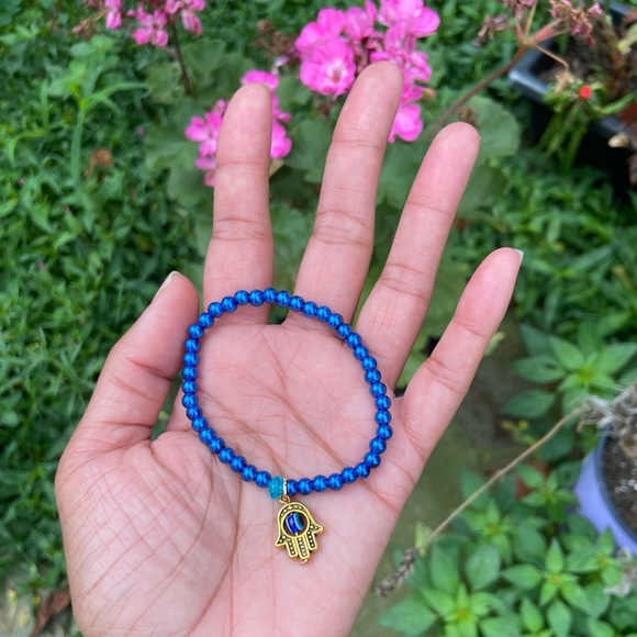 🪬Hamsa Evil Eye Glass Bead Stretch Stackable Bracelet🪬 - Picture 1 of 4